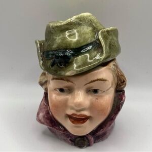 𝅺antique Toby Head Vase with Hat.
